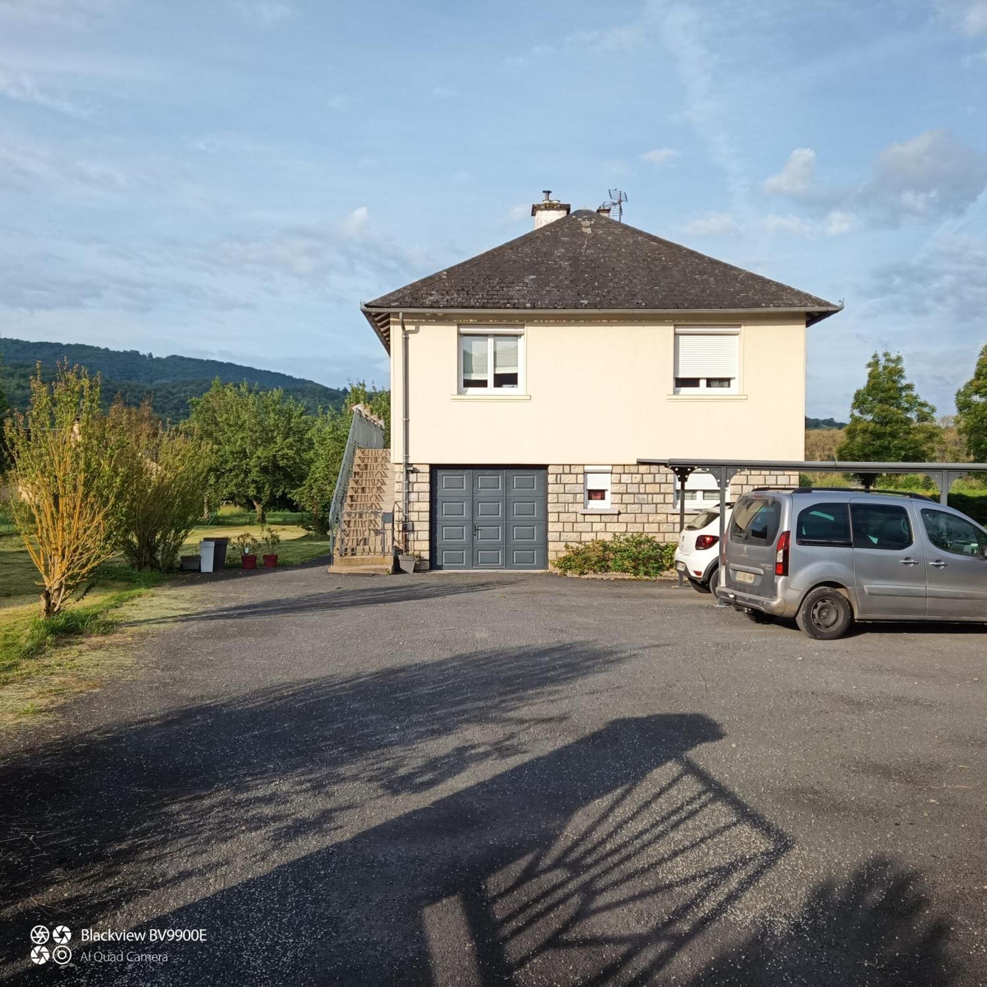 La Clematite D'Olt Apartment Saint-Come-d'Olt Exterior photo